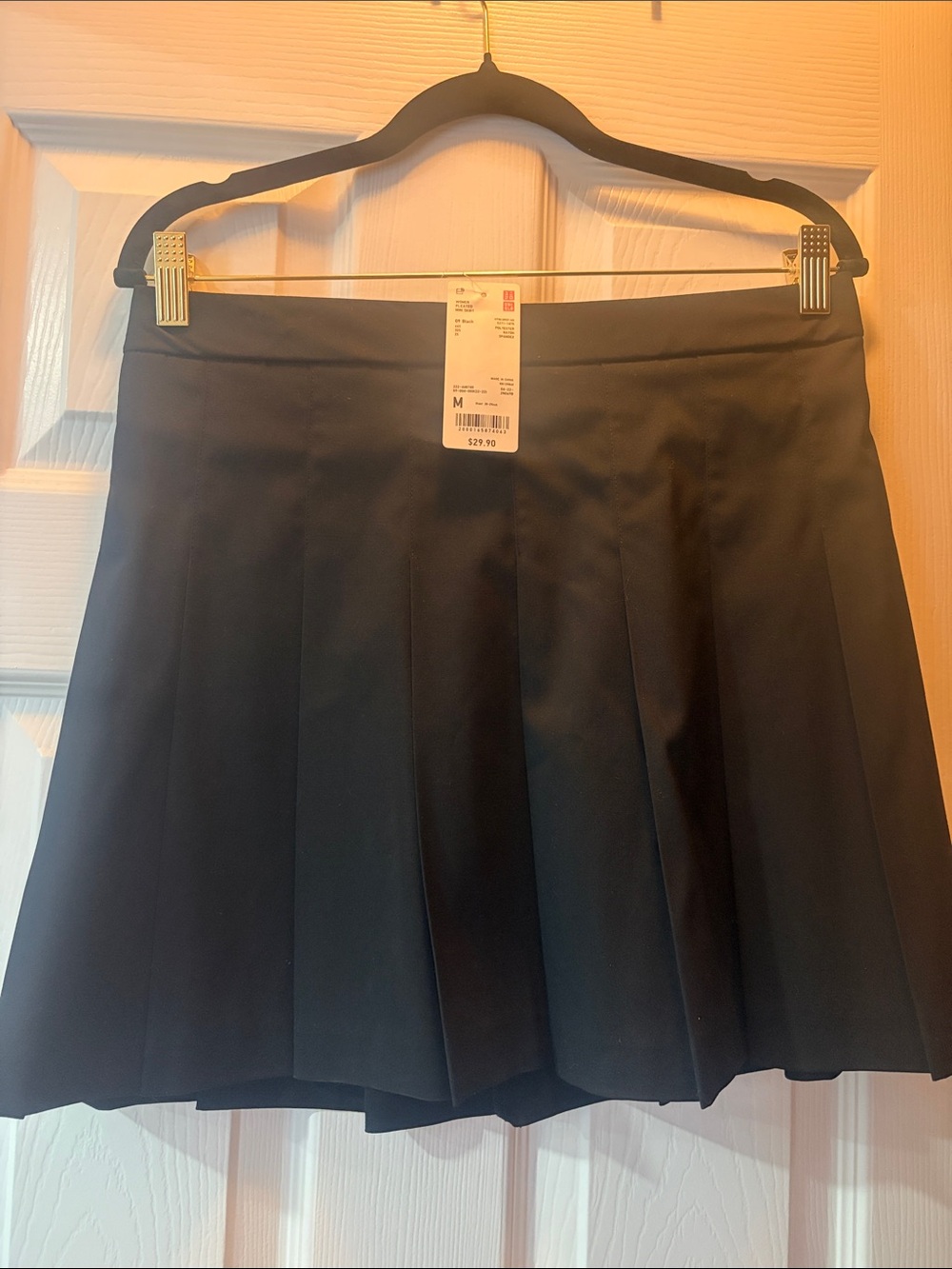 Uniqlo Black Pleated Mini Skirt
